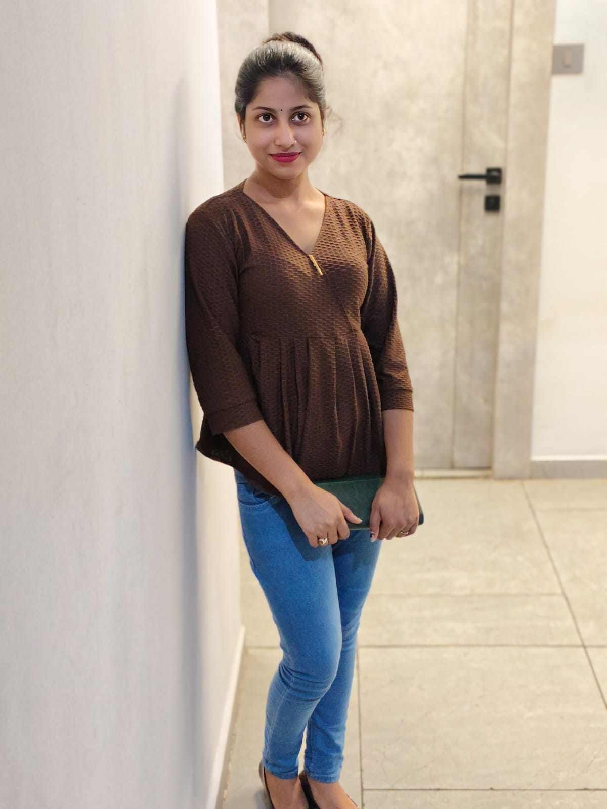 Matunga Hi call me now I am already ready any time available so join me and enjoy Matunga  Call Girl Services, Escort Services | GenuineEscortCallGirls